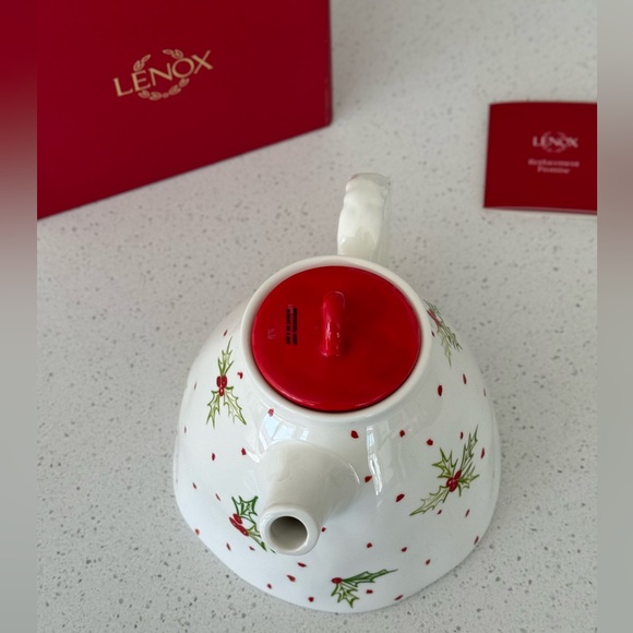 Lenox Bayberry Teapot. New in box. - Picture 6 of 8